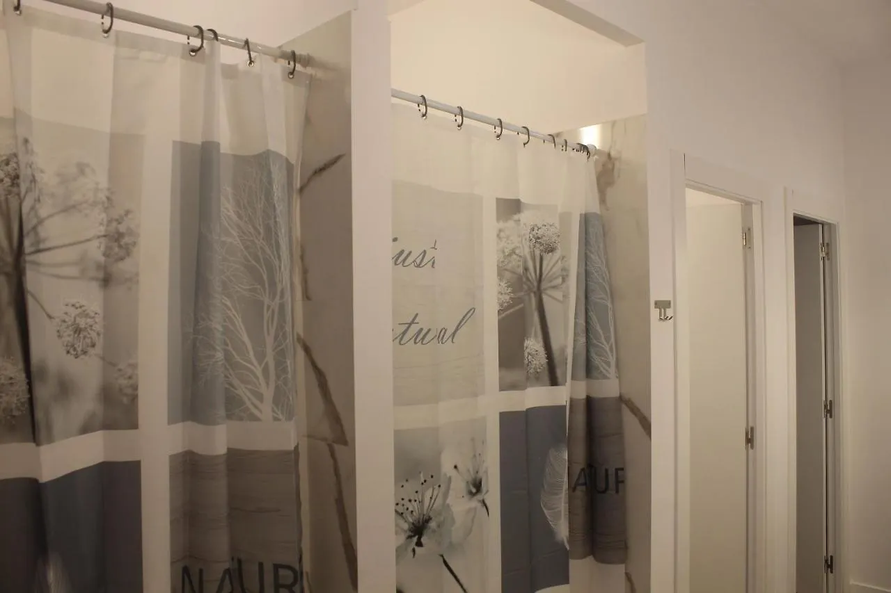 M Pods Malaga Ξενοδοχείο 2*,