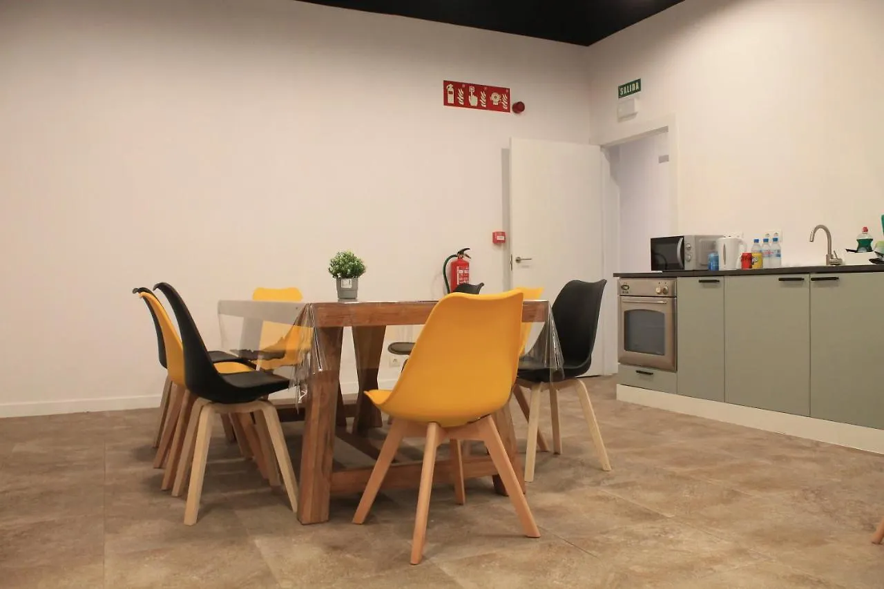 M Pods Malaga Hotel 2*,
