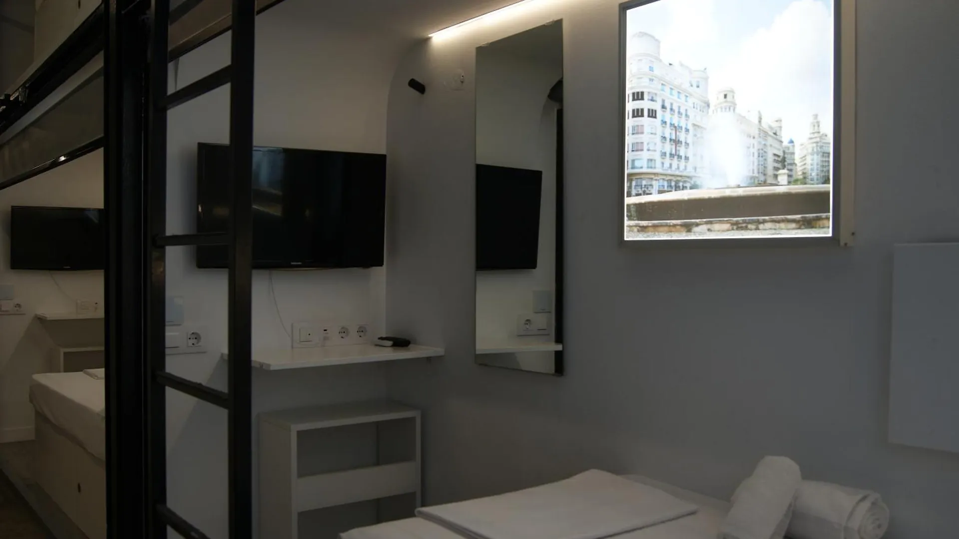 M Pods Malaga Hotel Capsulehotel